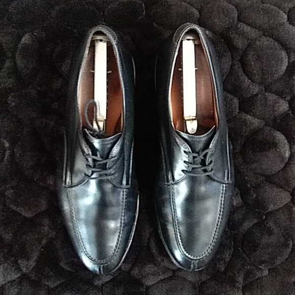 Allen Edmonds Montgomery - 3907 - Split Toe Derby main image 16